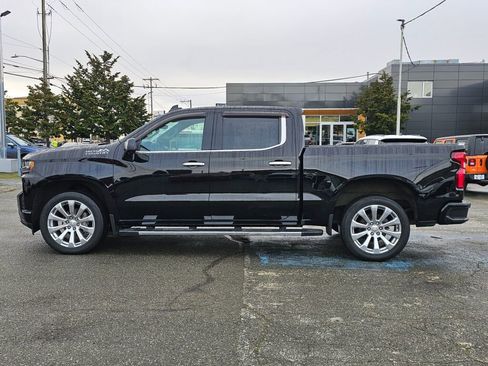 Used 2020 Chevrolet Silverado 1500 High Country w/ Technology Package image 5