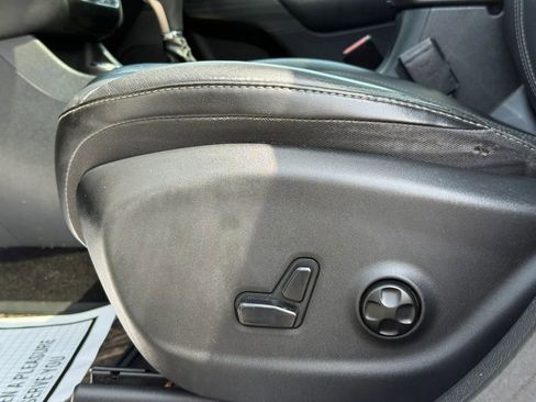 Used 2015 Jeep Cherokee Limited AWD/4WD image 17