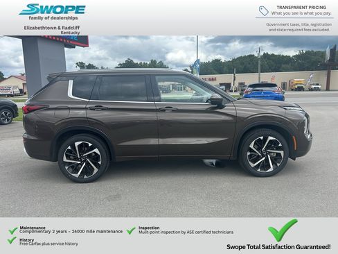 Used 2024 Mitsubishi Outlander SEL AWD/4WD image 3