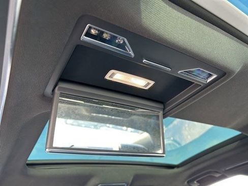 Used 2022 Audi A8 L 3.0T image 40