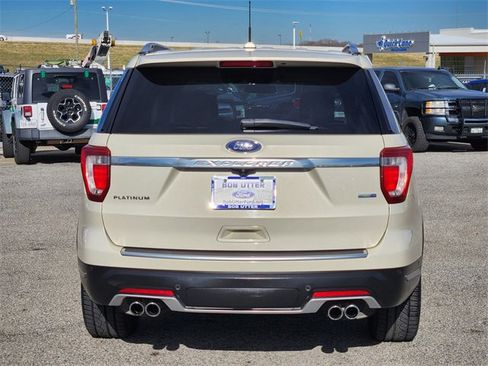 Used 2018 Ford Explorer Platinum image 6