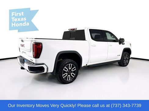Used 2022 GMC Sierra 1500 AT4 w/ AT4 Premium Package image 9