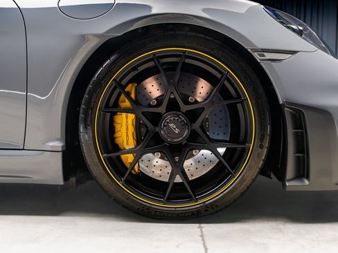 Used 2024 Porsche 718 Cayman GT4 RS w/ Accent Package Logos RWD image 27