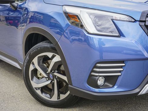 Used 2024 Subaru Forester Touring AWD/4WD image 3