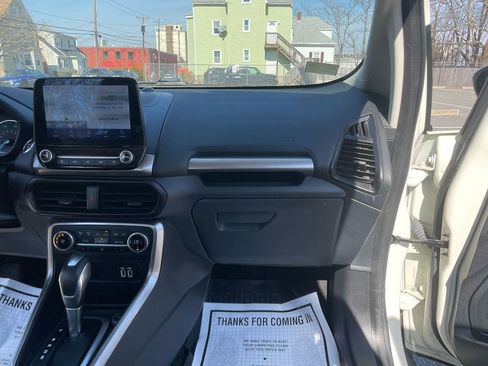 Used 2021 Ford EcoSport SES image 28