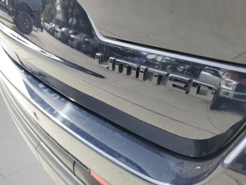 Certified 2024 Jeep Grand Cherokee Limited w/ Black Appearance Package image 32