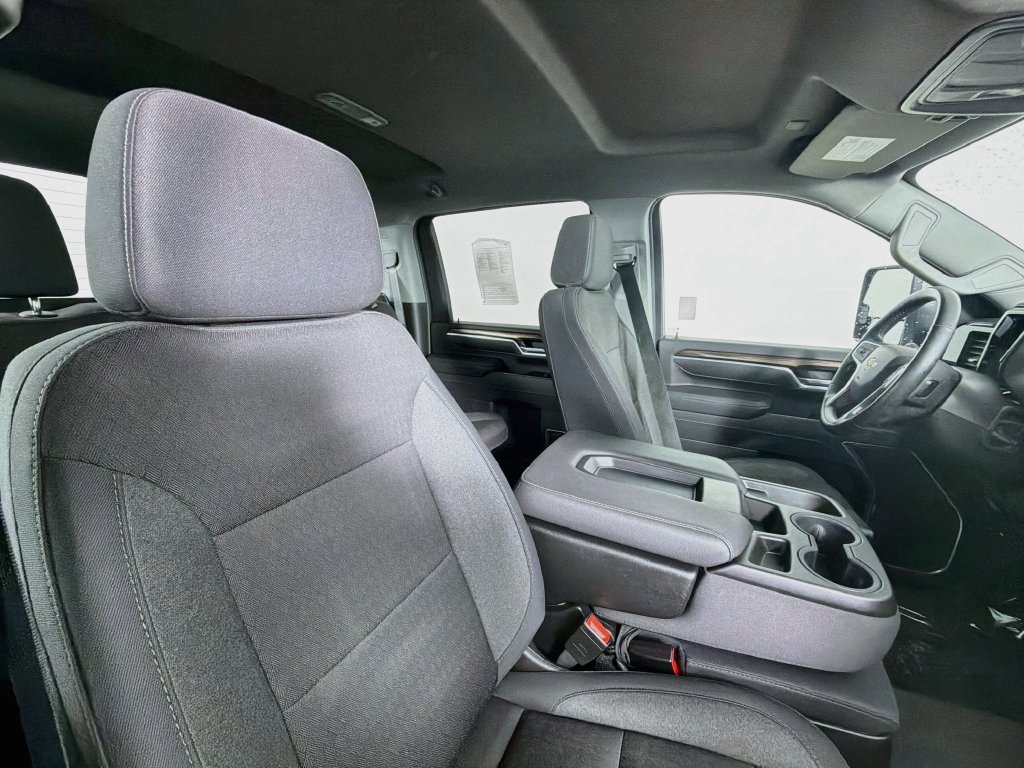 Used 2025 Chevrolet Silverado 2500 LT w/ Convenience Package AWD/4WD image 28