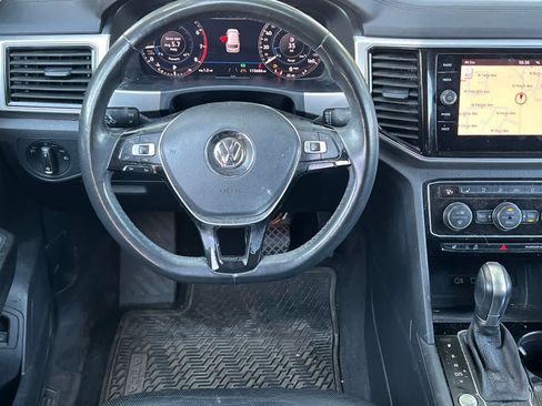 Used 2018 Volkswagen Atlas SEL Premium AWD/4WD image 16