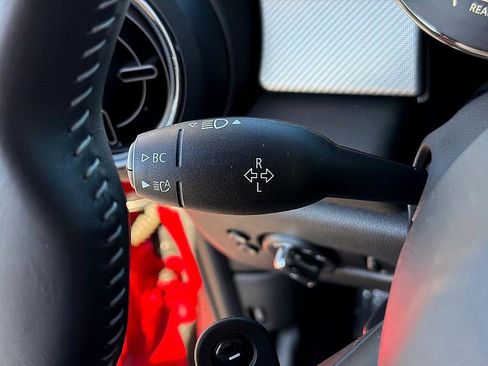 Used 2022 MINI Cooper S image 19