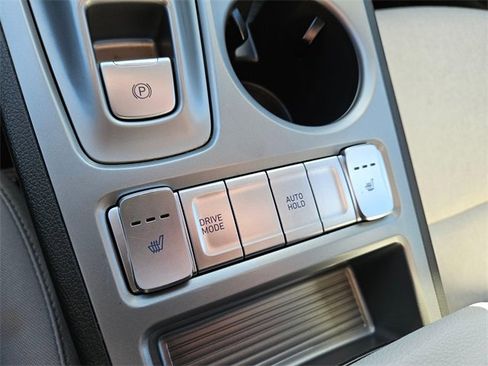 Used 2023 Hyundai Kona SEL image 24