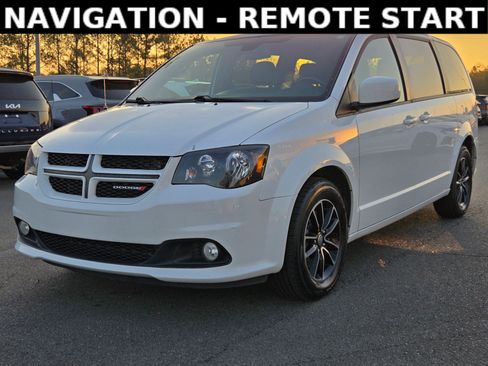 Used 2019 Dodge Grand Caravan GT FWD image 3