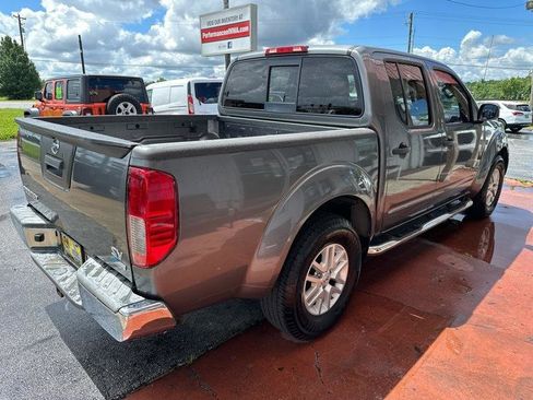 Used 2018 Nissan Frontier SV RWD image 6
