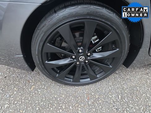 Certified 2022 Nissan Maxima SR w/ Sport Mat Group image 10