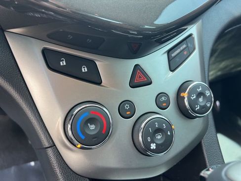Used 2014 Chevrolet Sonic LTZ FWD image 18