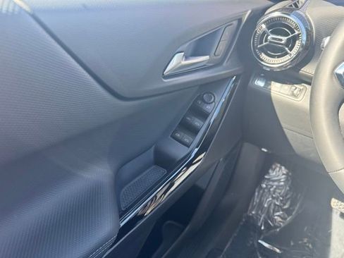 New 2026 Chevrolet Equinox LT AWD/4WD image 32