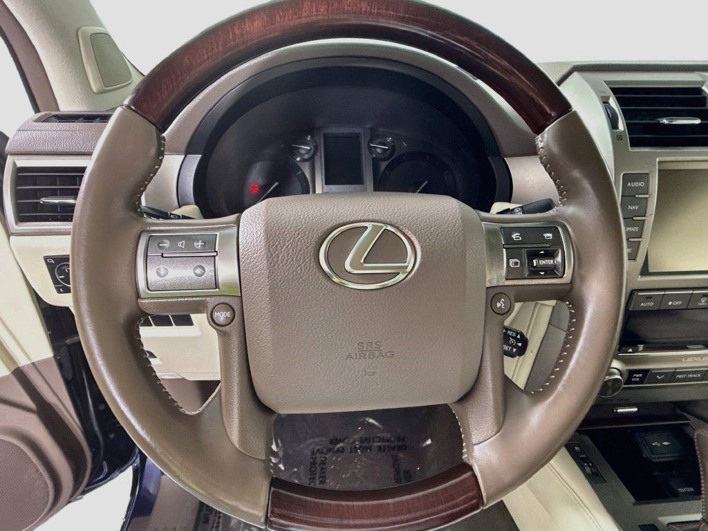 Used 2019 Lexus GX 460 Premium w/ Premium Package AWD/4WD image 12