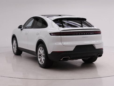Used 2026 Porsche Cayenne Coupe AWD/4WD image 3