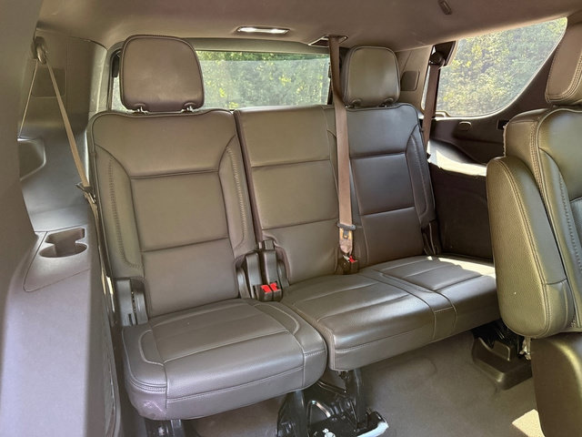 Used 2023 GMC Yukon Denali RWD image 23