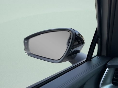 New 2026 Volkswagen Tiguan SE R-Line FWD image 9