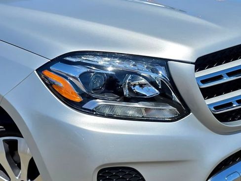 Used 2017 Mercedes-Benz GLS 450 4MATIC image 24