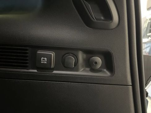 New 2026 Jeep Grand Wagoneer 4WD image 10