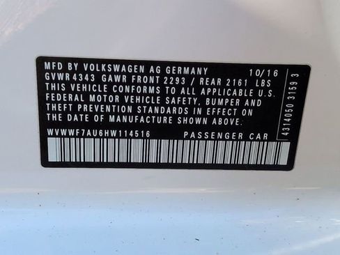 Used 2017 Volkswagen Golf Base image 31