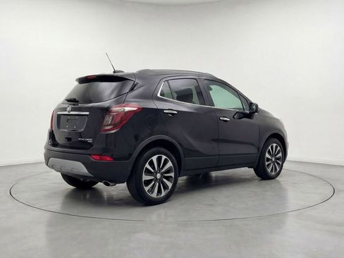 Used 2021 Buick Encore Preferred w/ Safety Package image 3