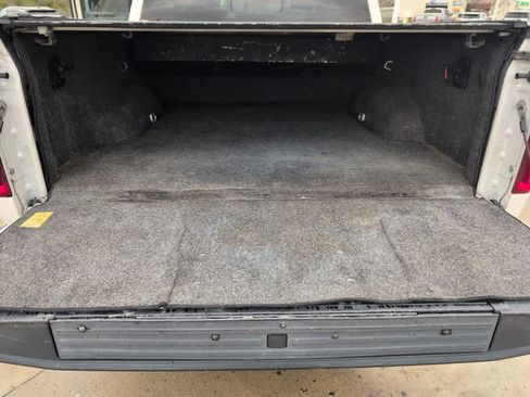 Used 2018 Ford F150 Platinum w/ Equipment Group 701A Luxury image 33