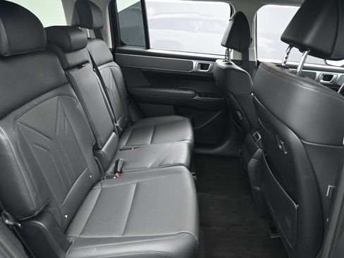 Used 2025 Hyundai Santa Fe SEL image 31