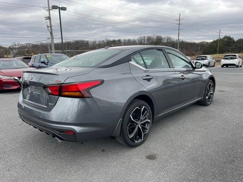 New 2025 Nissan Altima 2.5 SR image 5