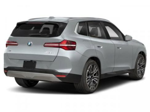 New 2025 BMW X3 xDrive30i w/ Convenience Package image 2
