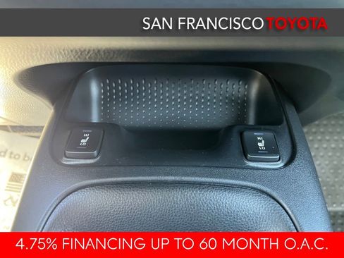 Certified 2023 Toyota Corolla XLE image 27