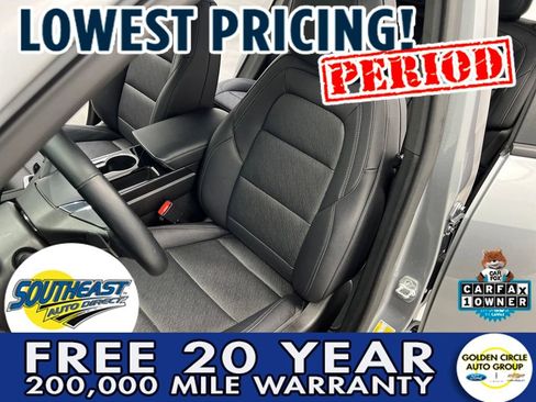Used 2025 Chevrolet Equinox LT w/ Convenience Package II image 9