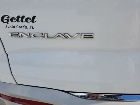Used 2020 Buick Enclave Essence w/ Sound and Sites Package image 40