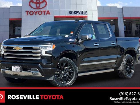 Used 2023 Chevrolet Silverado 1500 High Country w/ High Country Premium Package AWD/4WD image 1
