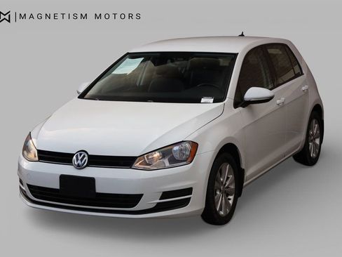 Used 2015 Volkswagen Golf TDI S image 6