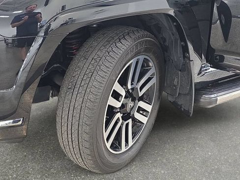 Certified 2024 Toyota 4Runner Limited AWD/4WD image 29