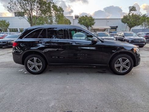 Certified 2022 Mercedes-Benz GLC 300 image 4