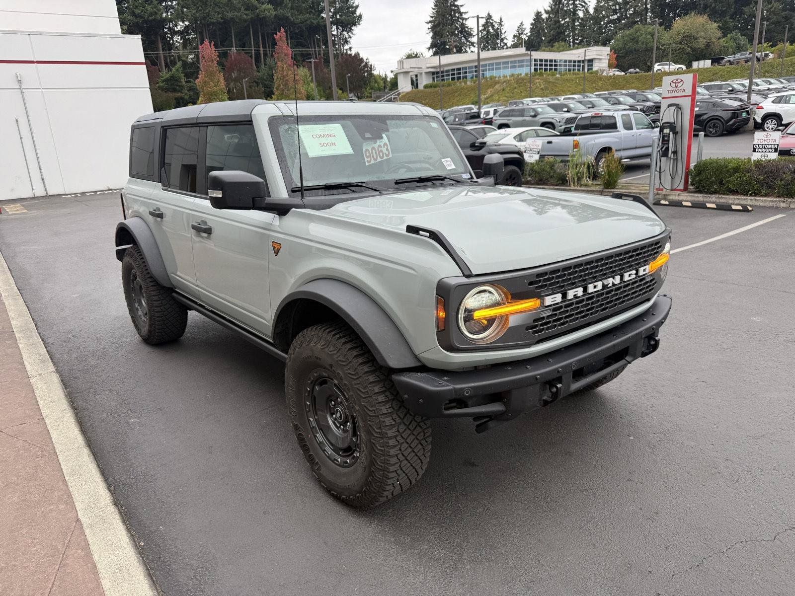 Used 2024 Ford Bronco Badlands AWD/4WD image 7
