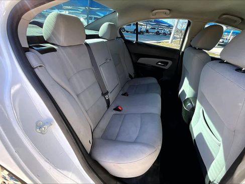 Used 2014 Chevrolet Cruze Eco image 20