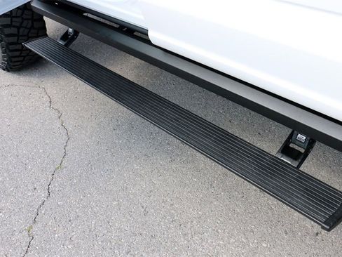 New 2026 Ford F250 Lariat w/ Black Appearance Package image 11