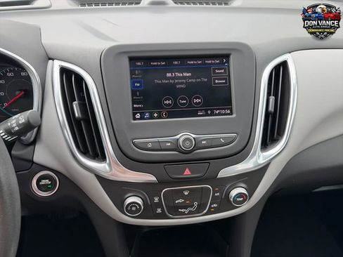 Used 2021 Chevrolet Equinox LS AWD/4WD image 18