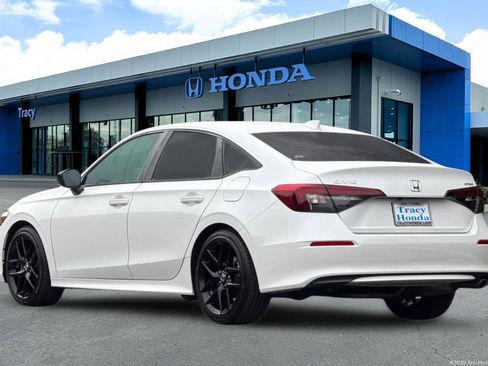 Certified 2025 Honda Civic Sport image 10