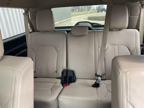 Used 2023 Ford Expedition Max Platinum image 22