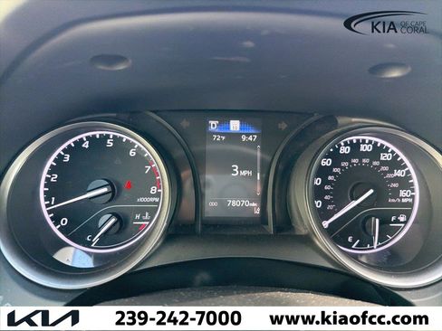 Used 2022 Toyota Camry SE image 9
