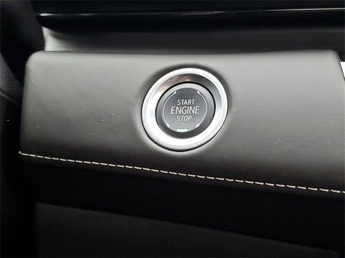 Certified 2024 Cadillac Escalade ESV V w/ LPO, ONYX Package image 20