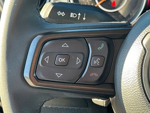 Used 2023 Jeep Wrangler Sport S image 21