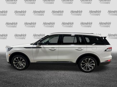 Used 2025 Lincoln Aviator Reserve AWD/4WD image 7