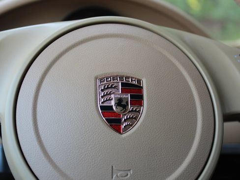 Used 2014 Porsche Cayenne AWD/4WD image 28