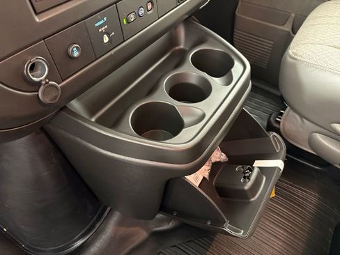 New 2026 Chevrolet Express 2500 w/ Driver Convenience Package RWD image 34